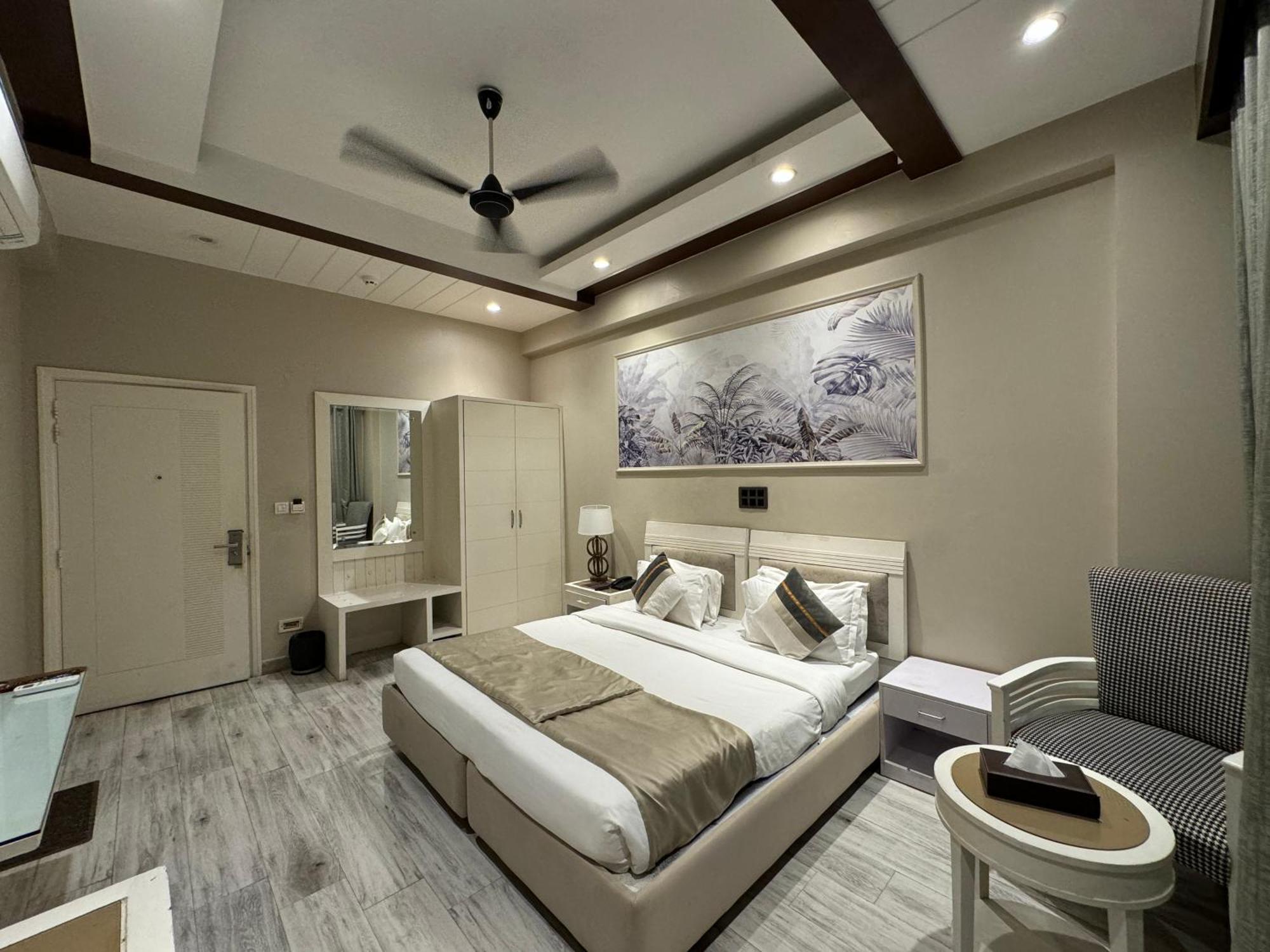 Skon Boutique By Orion Hotels New Delhi Eksteriør billede