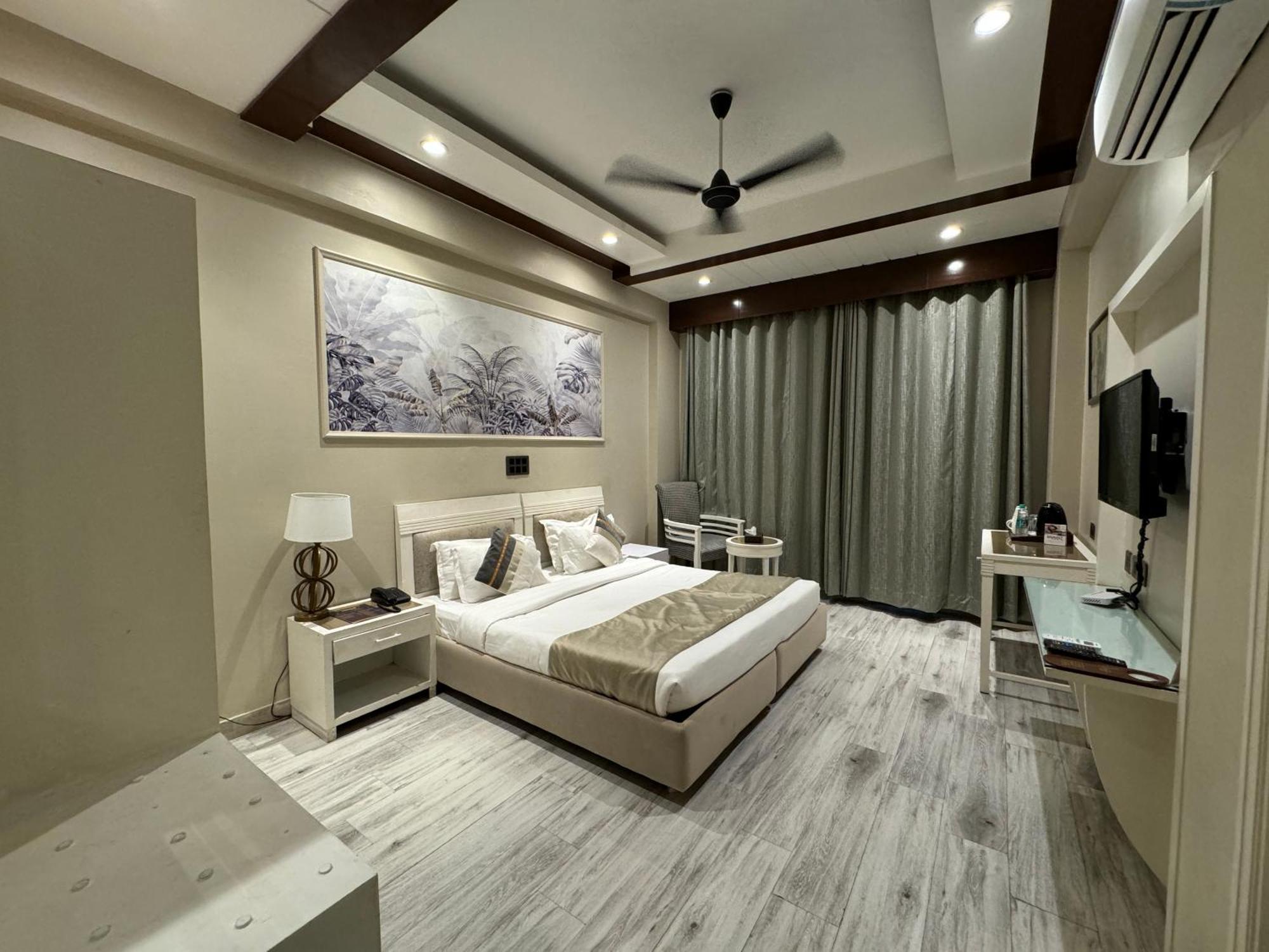 Skon Boutique By Orion Hotels New Delhi Eksteriør billede